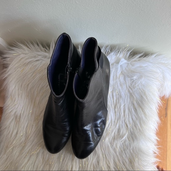 Vaneli black faux leather boots shoes size 9.5M - Picture 4 of 16